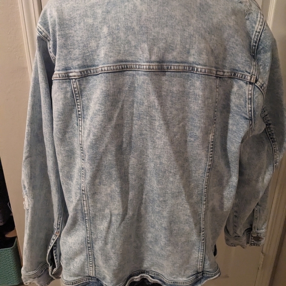 Distressed Acid Wash Jean Jacket SZ 24 - Picture 4 of 14